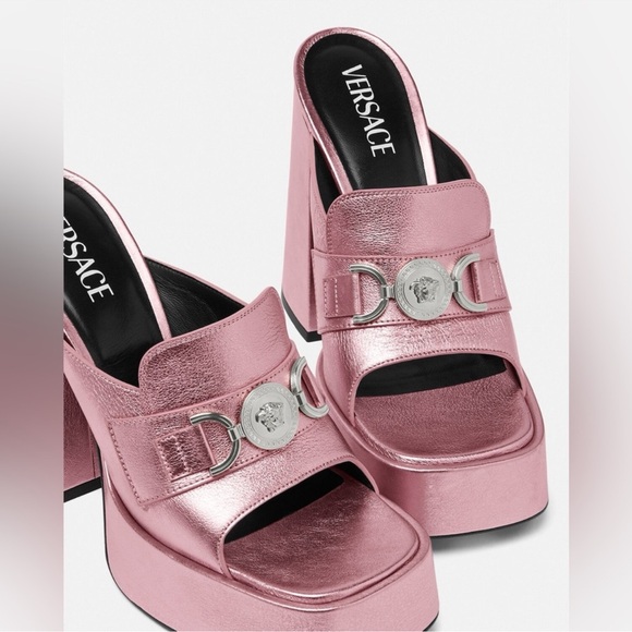VERSACE
Pink Medusa '95 Heeled Sandals - Picture 4 of 4